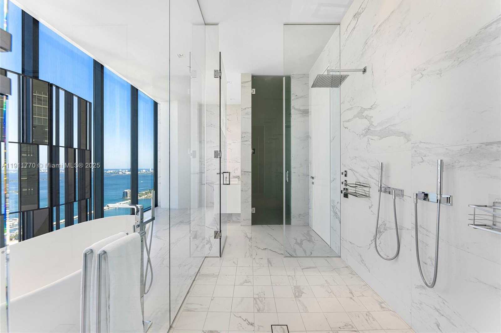 Imagen de Pequeño Objeto