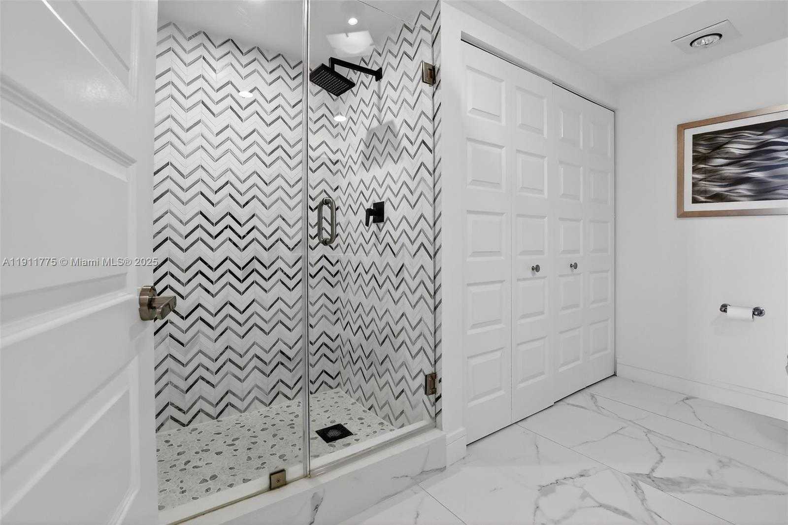 Small Image of 20281 EAST COUNTRY CLUB DR #1704, Aventura Number 42