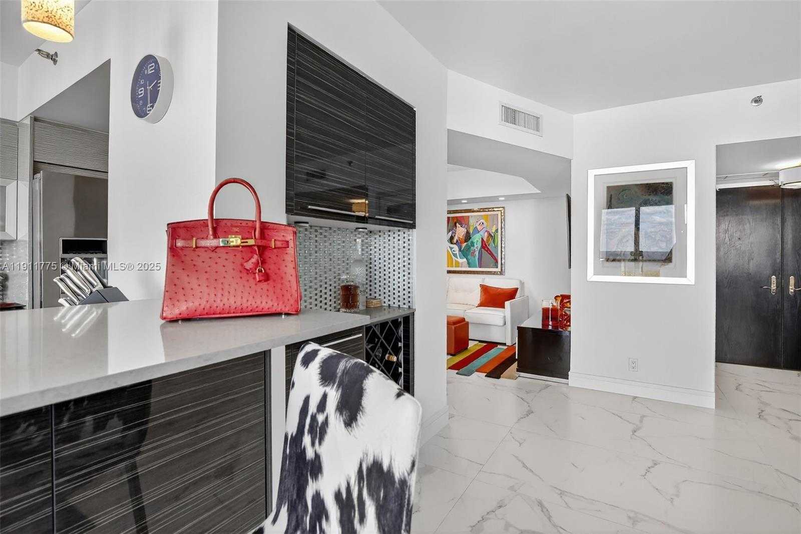 Small Image of 20281 EAST COUNTRY CLUB DR #1704, Aventura Number 8