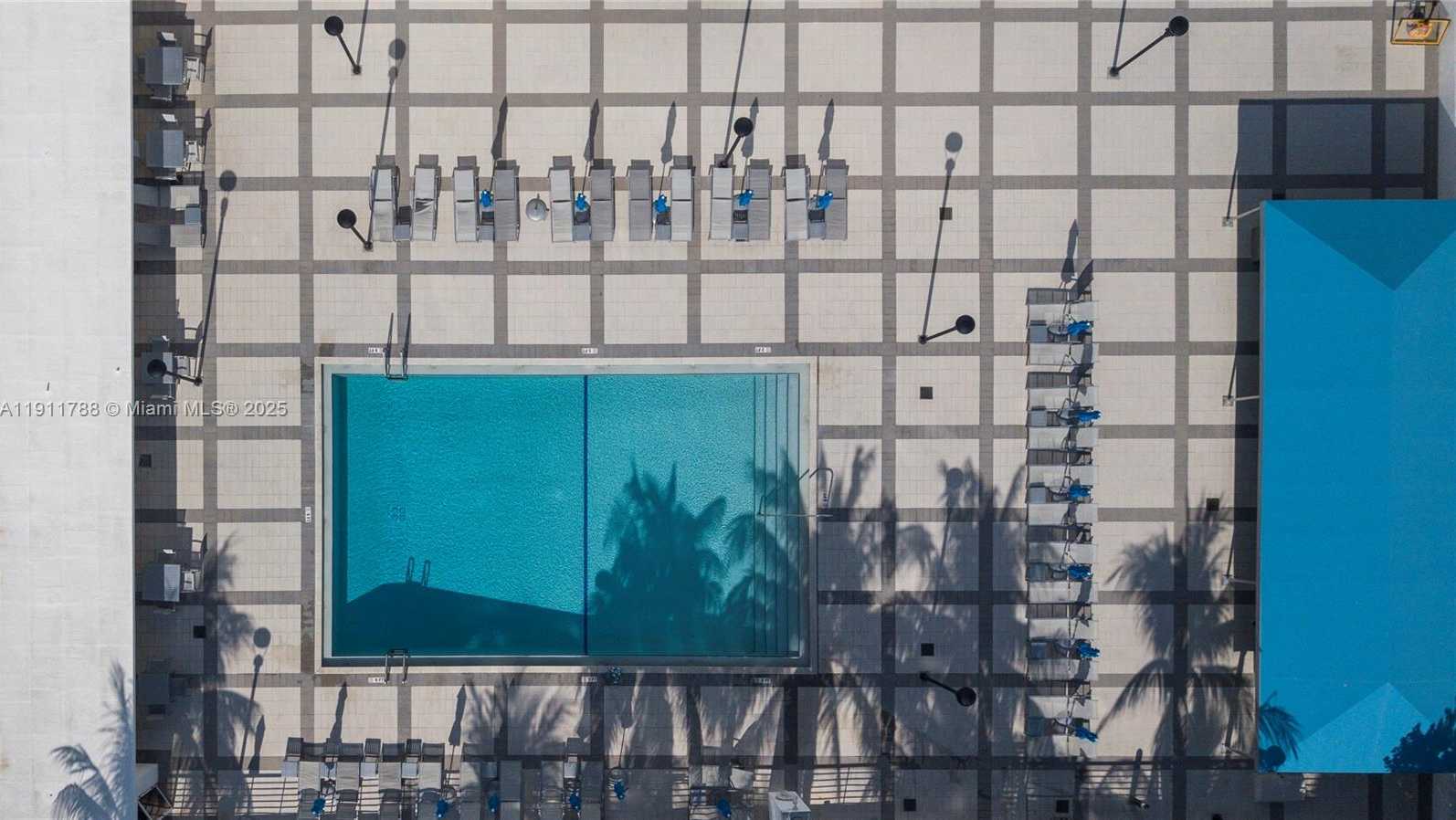 Small Image of 5001 COLLINS AVE #1G, Miami Beach Number 20