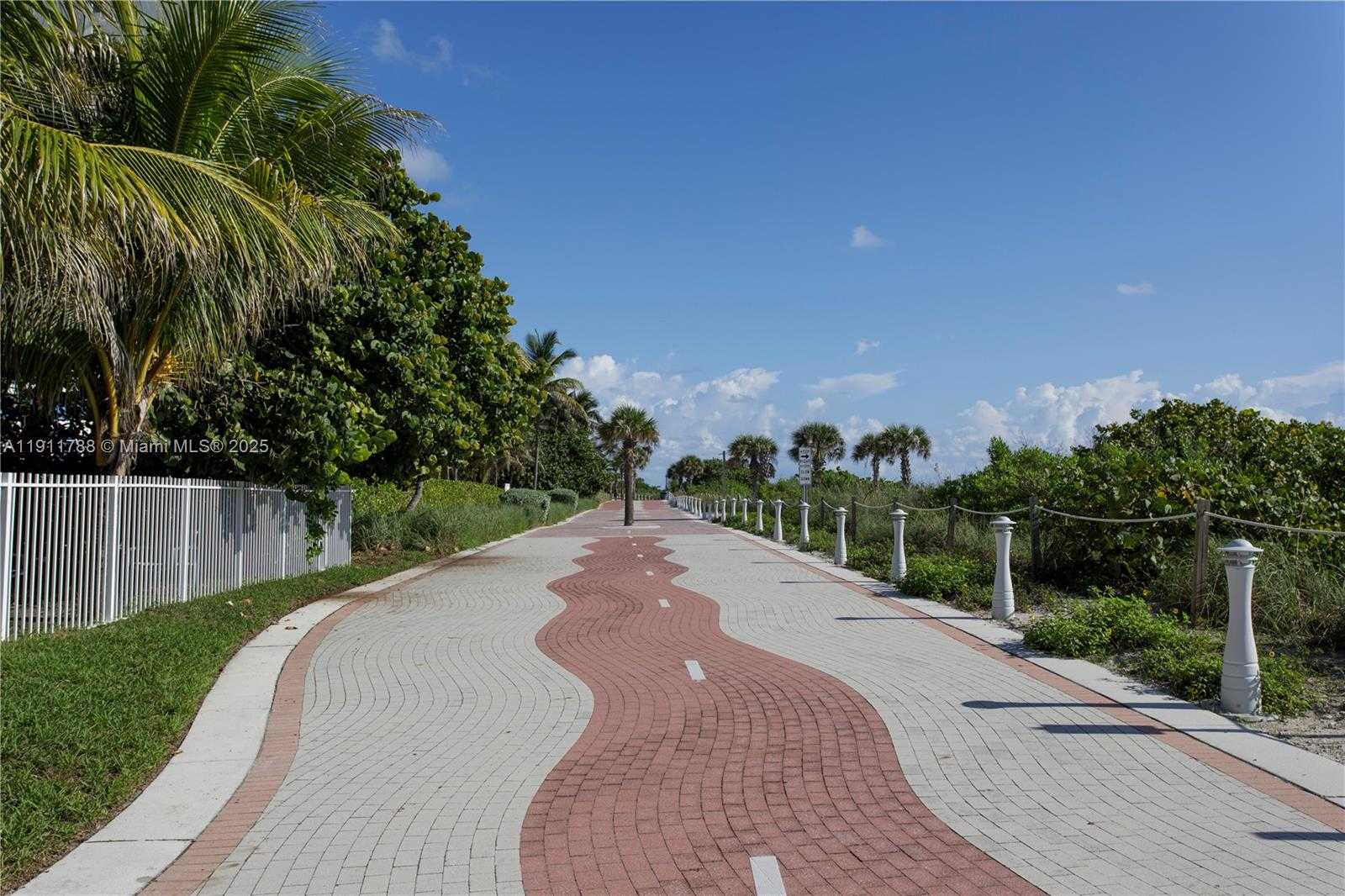 Small Image of 5001 COLLINS AVE #1G, Miami Beach Number 27