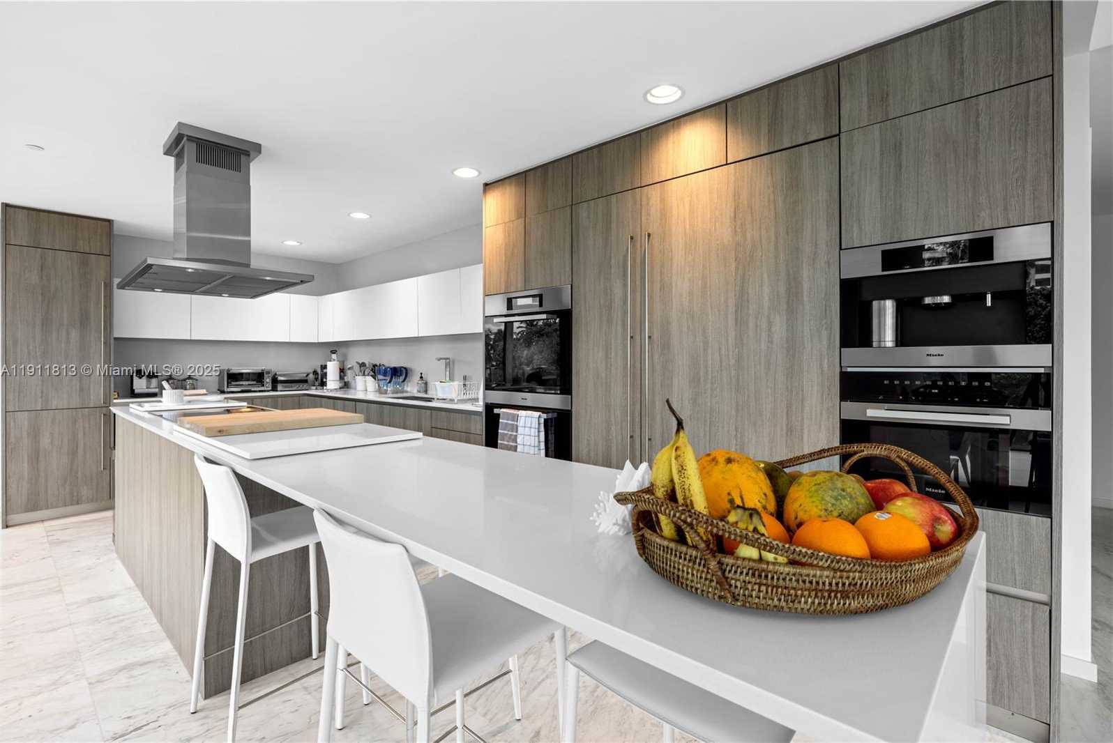 Small Image of 350 EAST OCEAN DR #301N, Key Biscayne Number 15