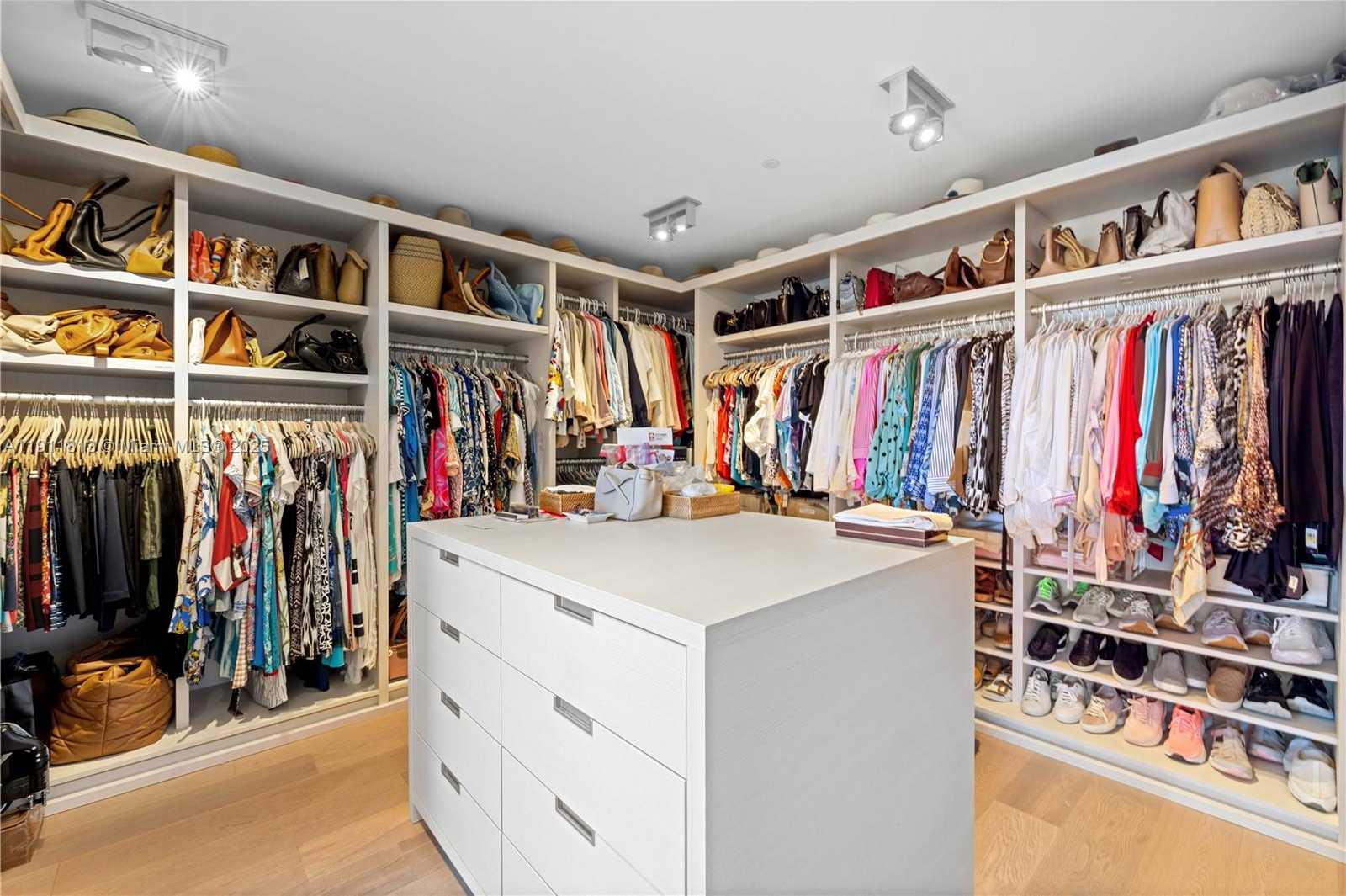 Small Image of 350 EAST OCEAN DR #301N, Key Biscayne Number 9