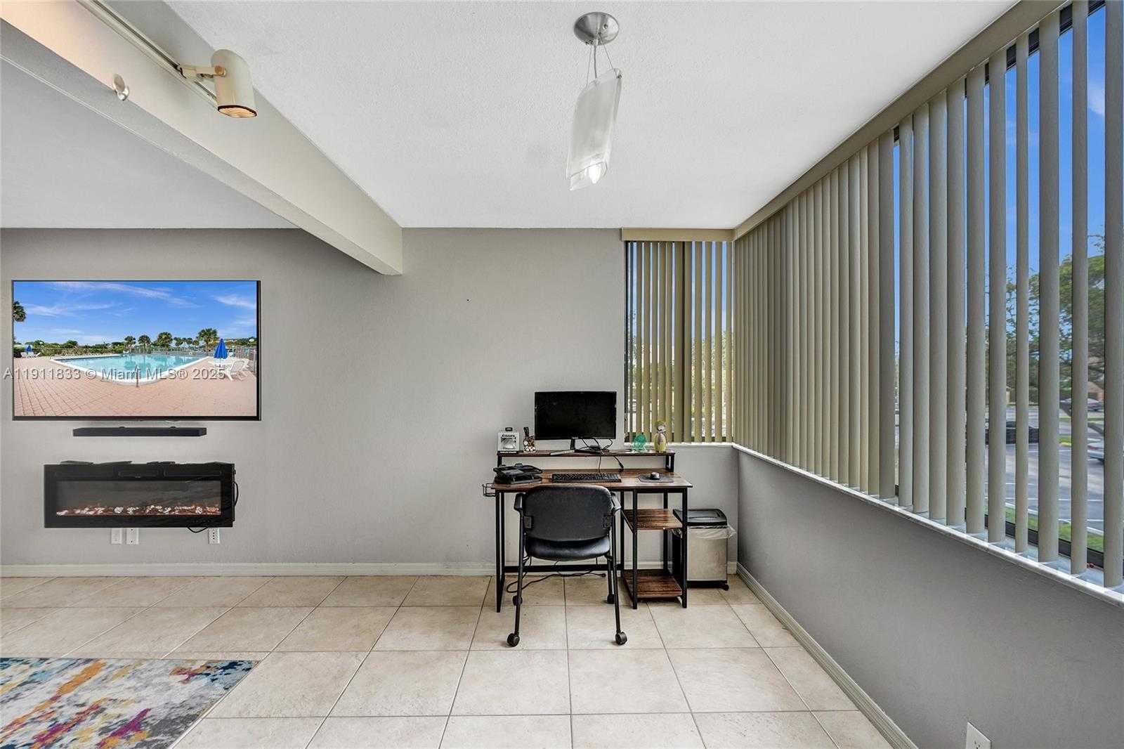 Small Image of 8010 HAMPTON BLVD #211, North Lauderdale Number 6