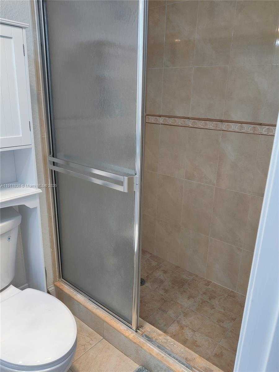 Small Image of 500 NORTH EAST 12TH AVE #102, Hallandale Beach Number 11