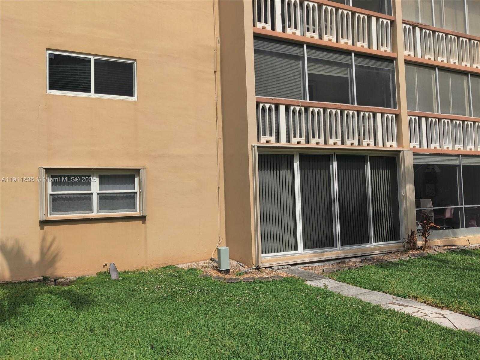Small Image of 500 NORTH EAST 12TH AVE #102, Hallandale Beach Number 15