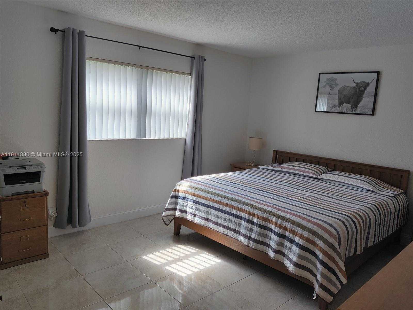Small Image of 500 NORTH EAST 12TH AVE #102, Hallandale Beach Number 9