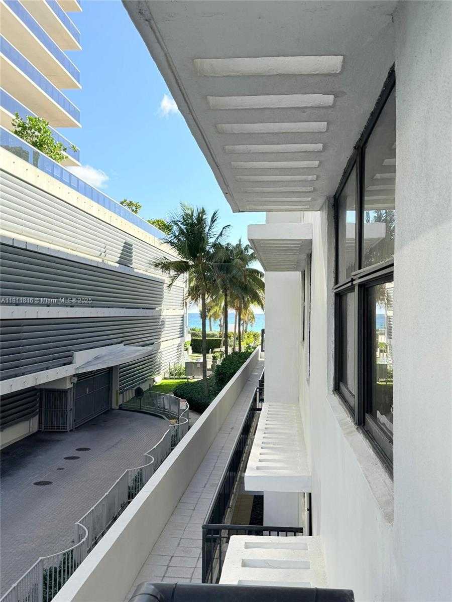 Small Image of 5845 COLLINS AVE #201, Miami Beach Number 14
