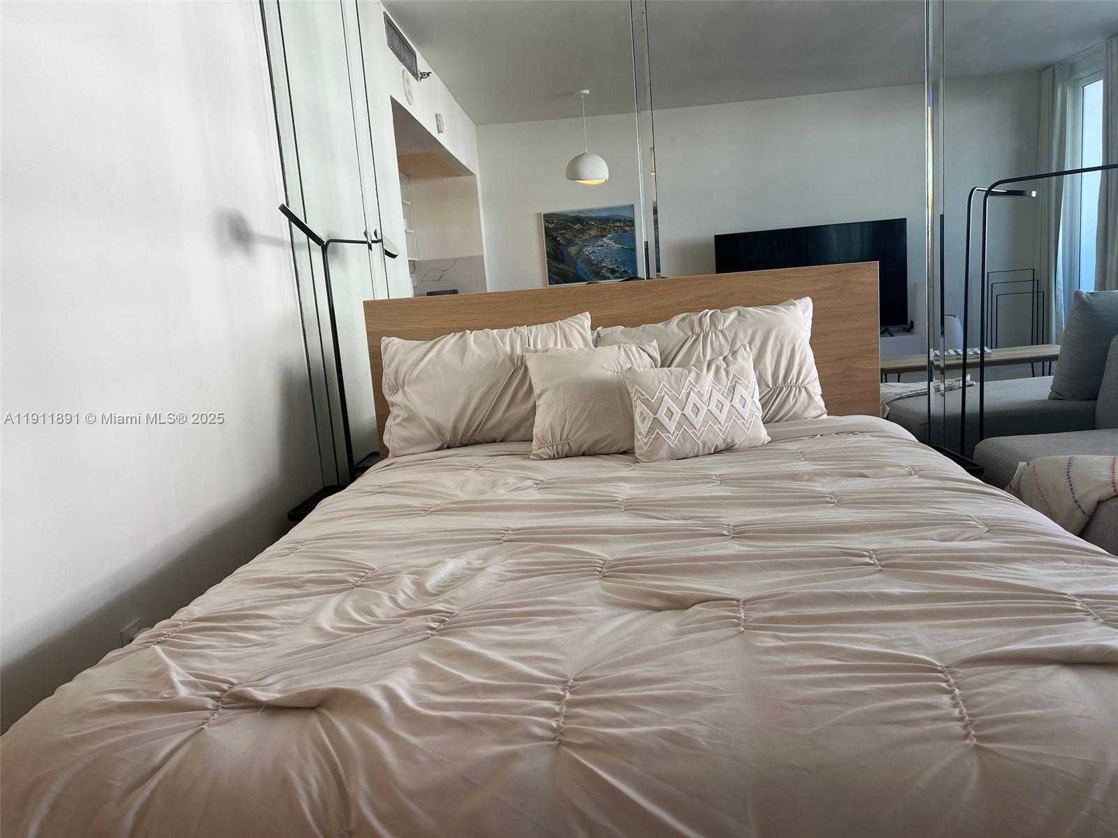 Small Image of 100 LINCOLN RD #604, Miami Beach Number 17