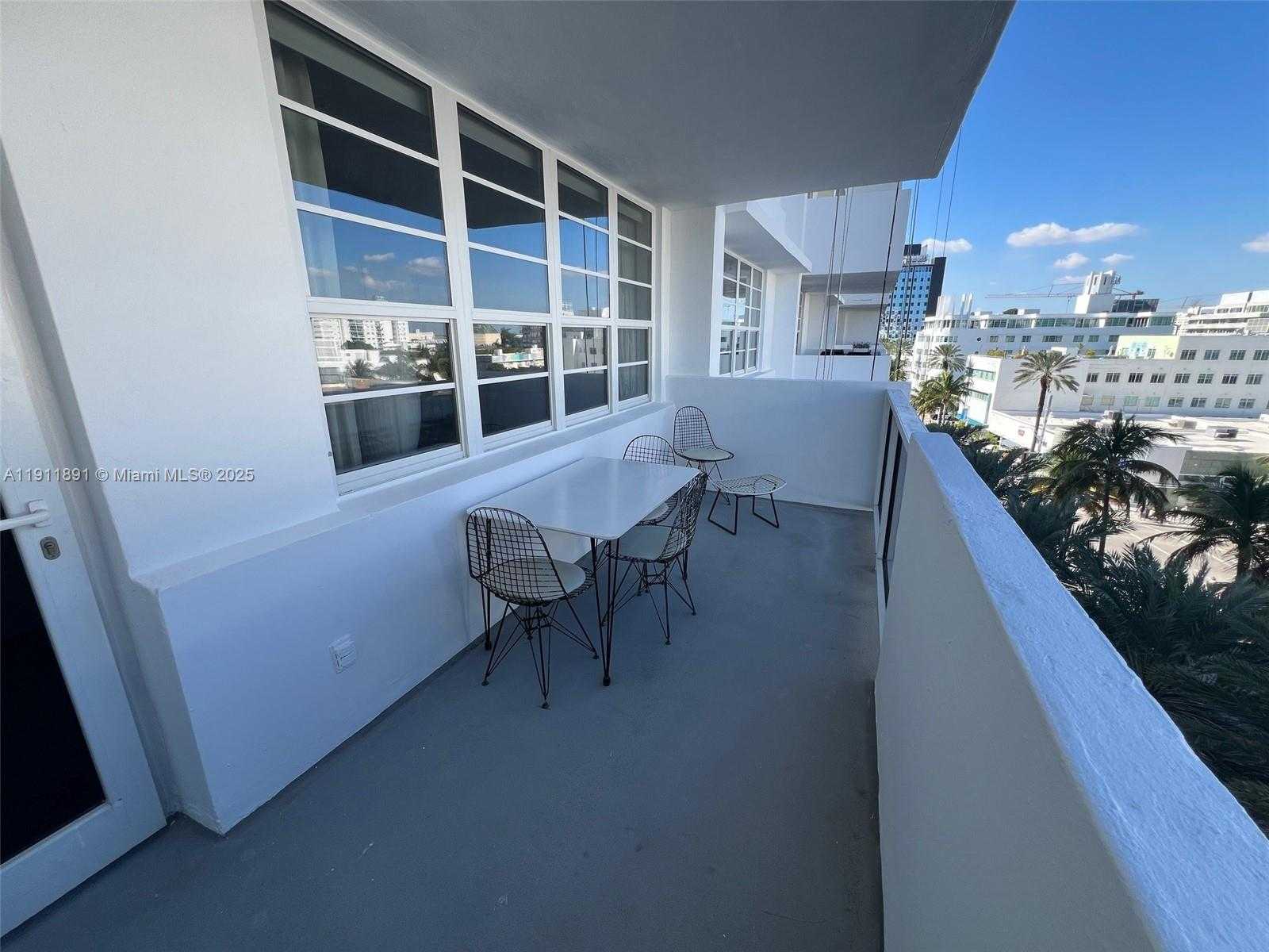 Small Image of 100 LINCOLN RD #604, Miami Beach Number 63