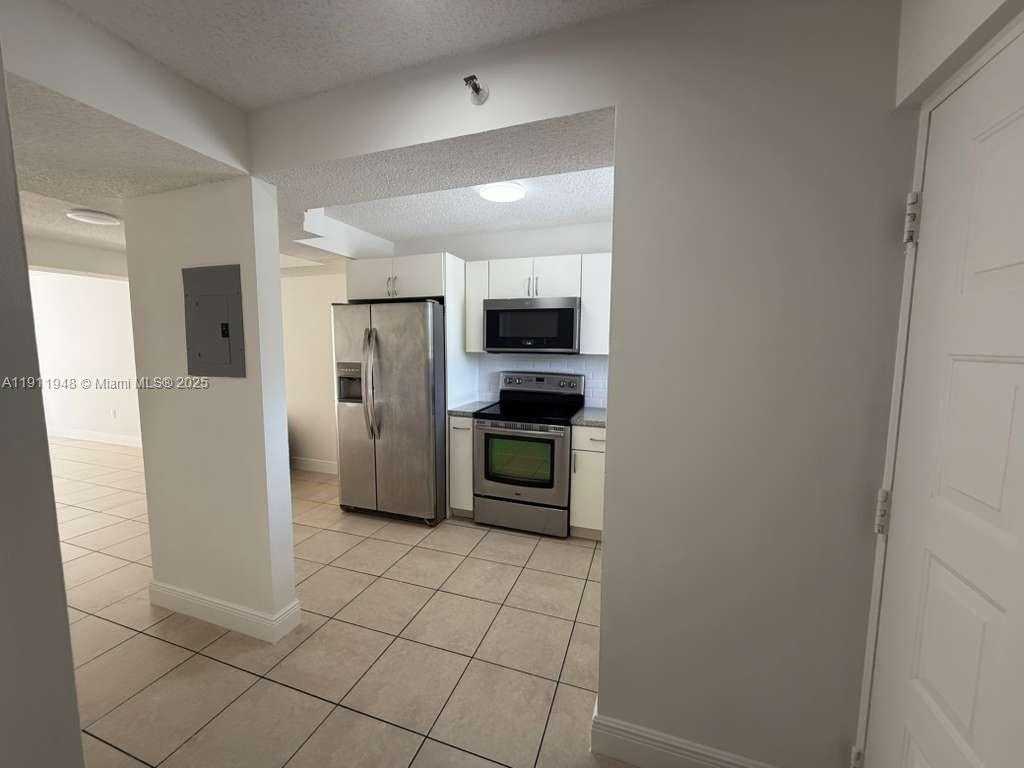 Small Image of 7785 WEST 30 CT #F-202, Hialeah Gardens Number 2