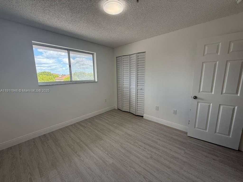 Small Image of 7785 WEST 30 CT #F-202, Hialeah Gardens Number 9