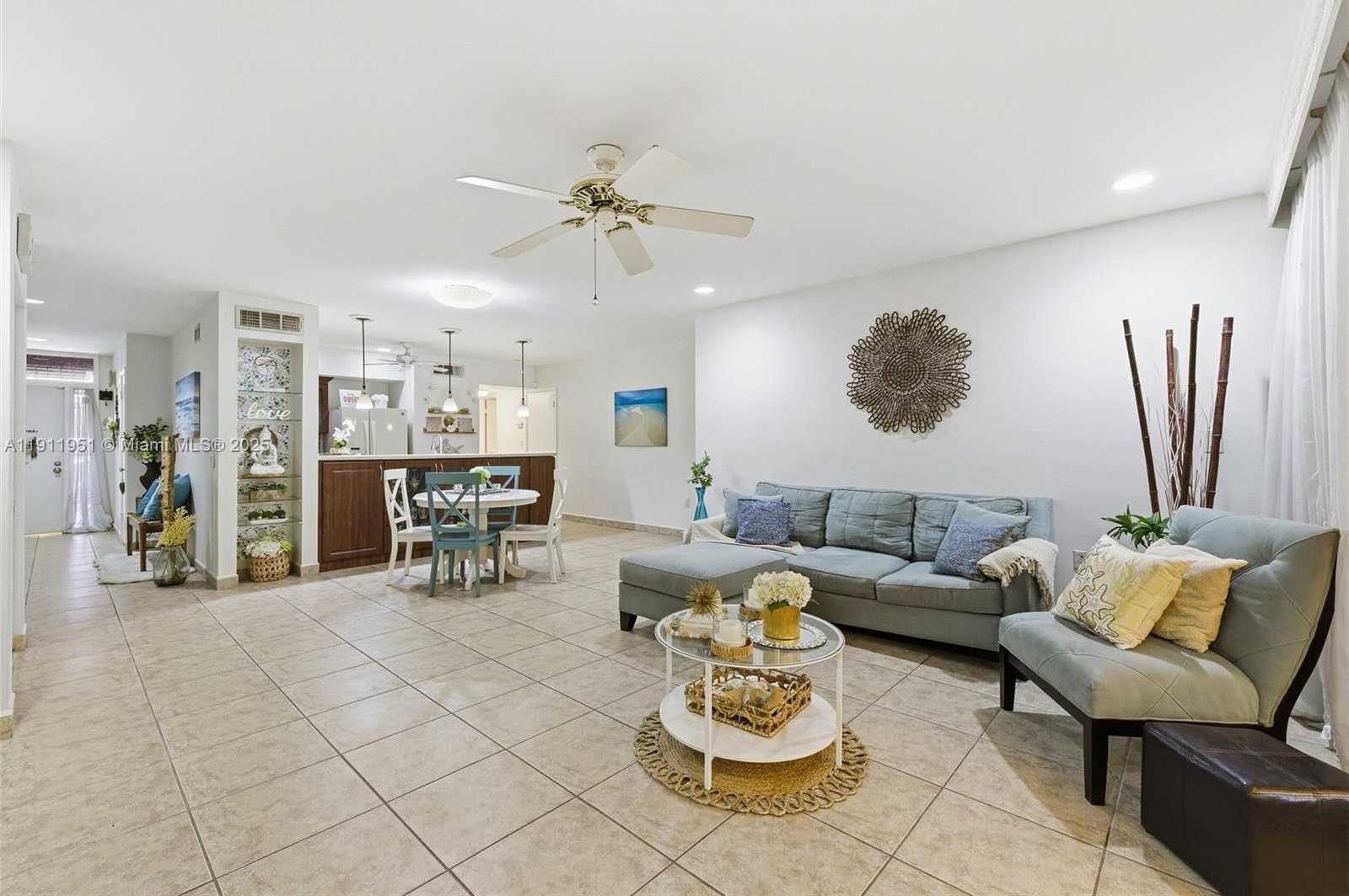 Small Image of 6358 MILK WAGON LN #6358, Miami Lakes Number 11