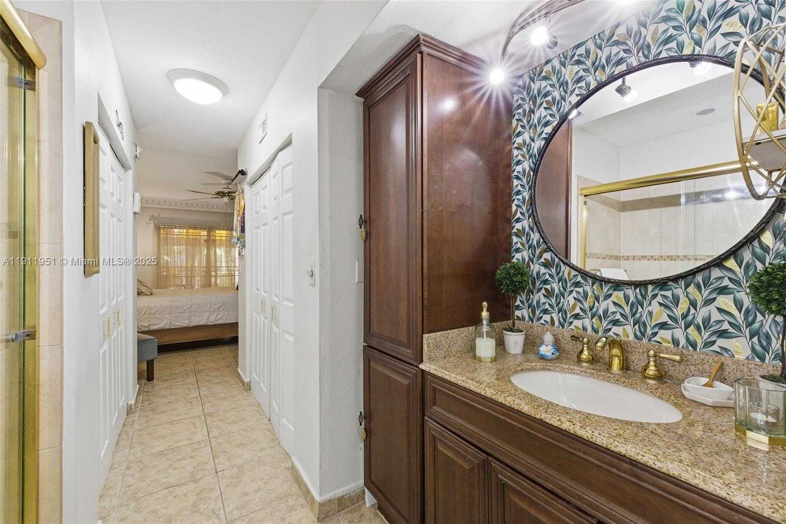 Small Image of 6358 MILK WAGON LN #6358, Miami Lakes Number 20