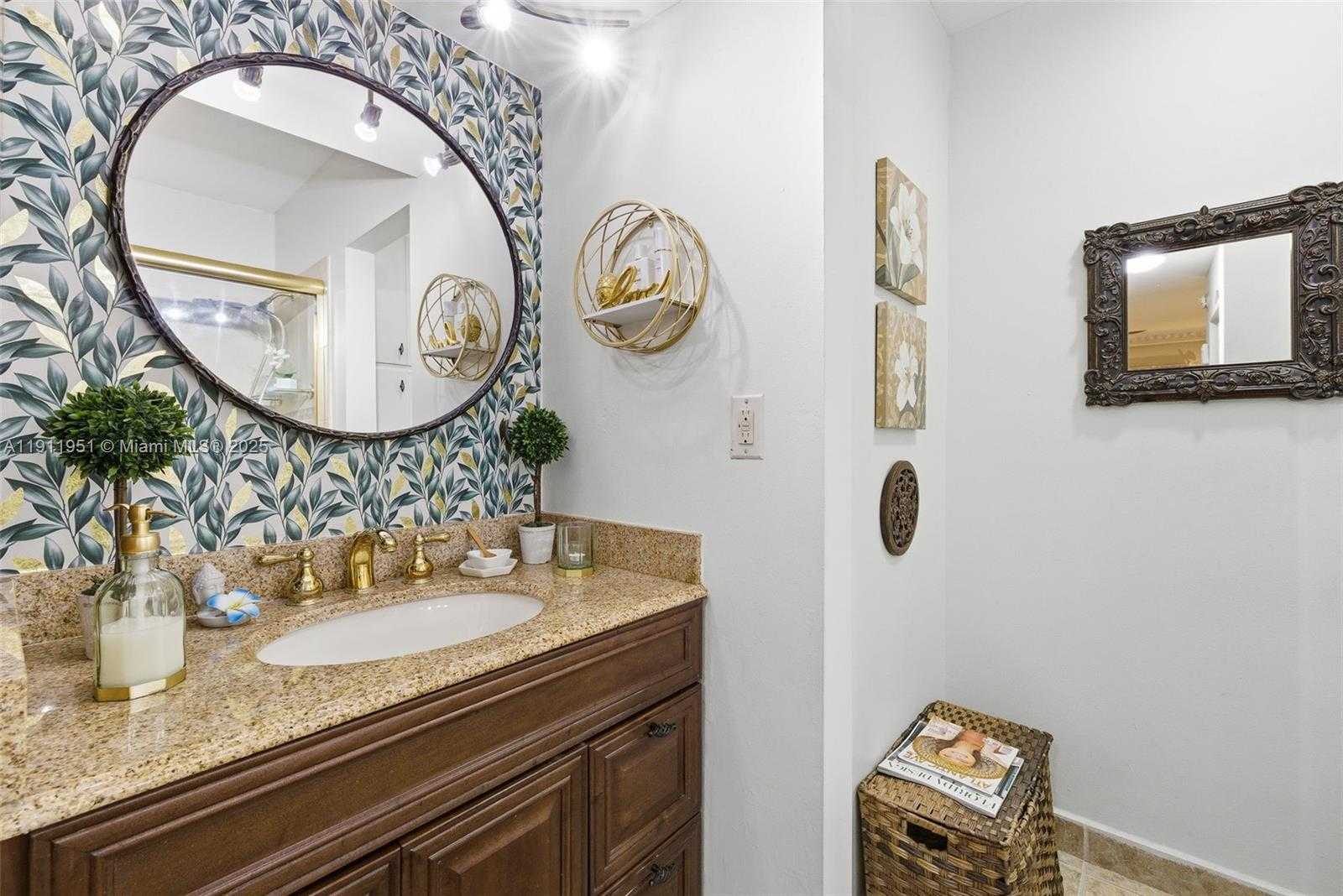 Small Image of 6358 MILK WAGON LN #6358, Miami Lakes Number 29