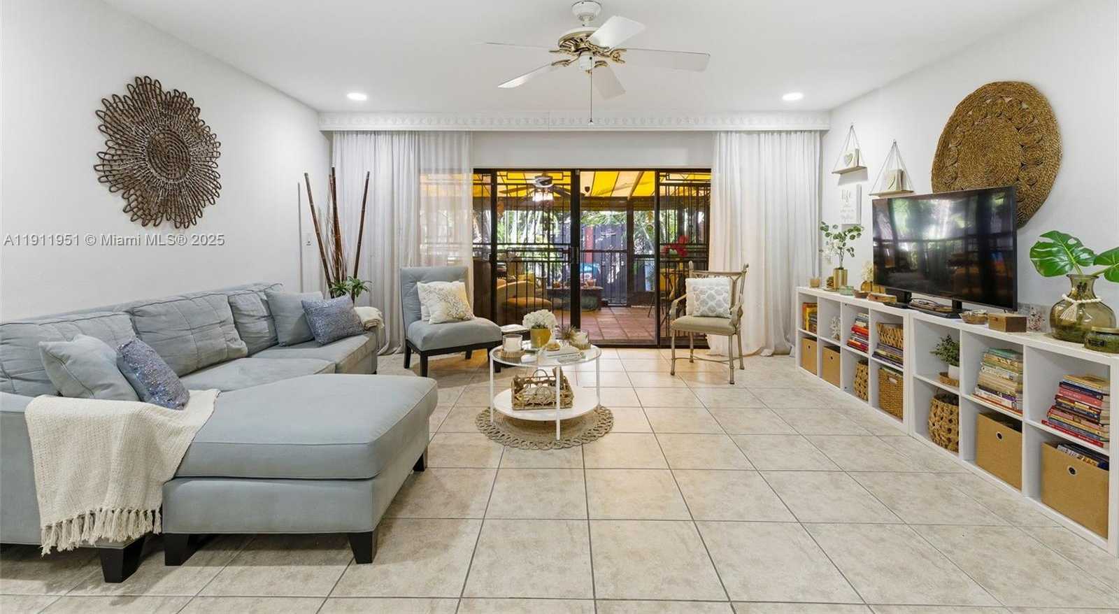 Small Image of 6358 MILK WAGON LN #6358, Miami Lakes Number 9