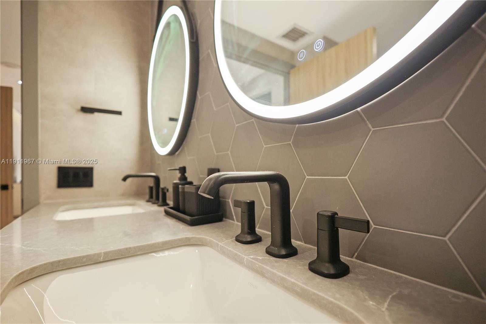 Small Image of 17375 COLLINS AVE #2701, Sunny Isles Beach Number 28