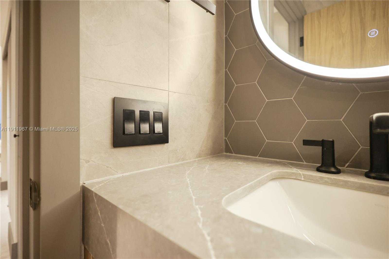 Small Image of 17375 COLLINS AVE #2701, Sunny Isles Beach Number 29