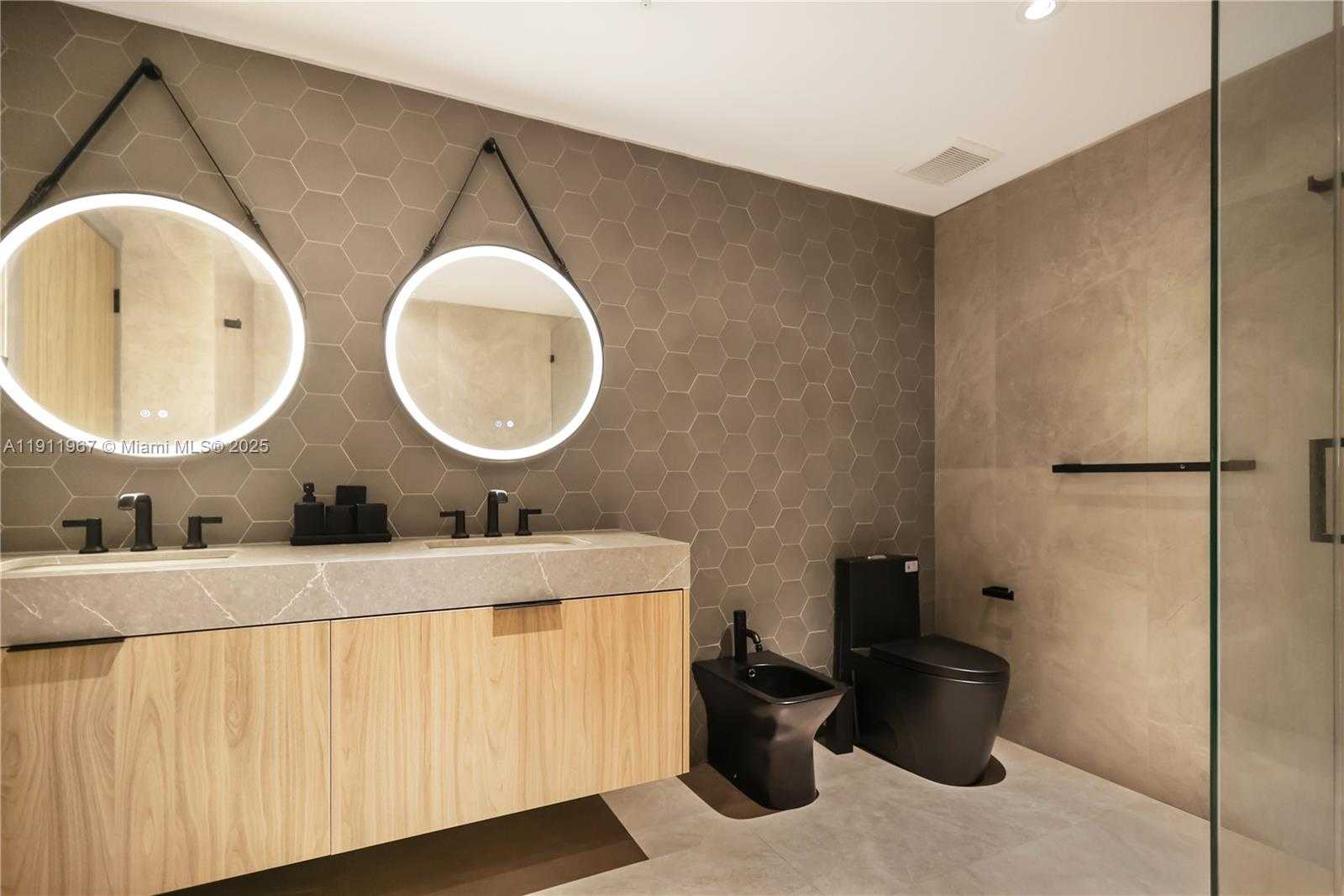 Small Image of 17375 COLLINS AVE #2701, Sunny Isles Beach Number 34