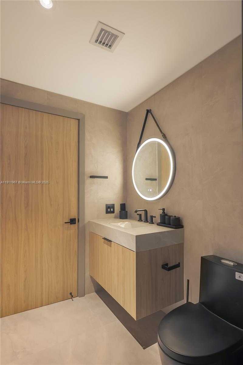 Small Image of 17375 COLLINS AVE #2701, Sunny Isles Beach Number 38