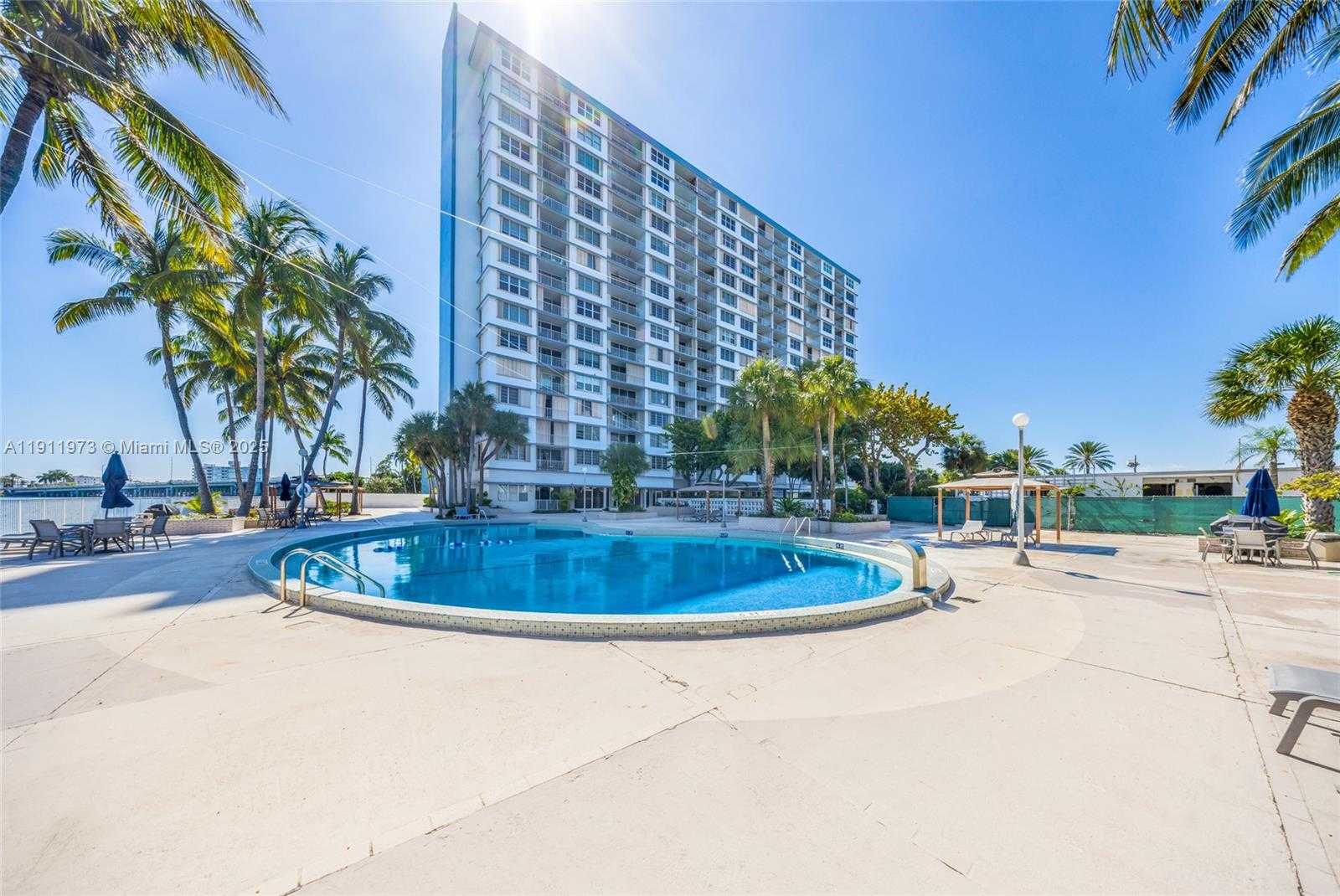 Small Image of 1865 79TH ST CSWY #14D, North Bay Village Number 45