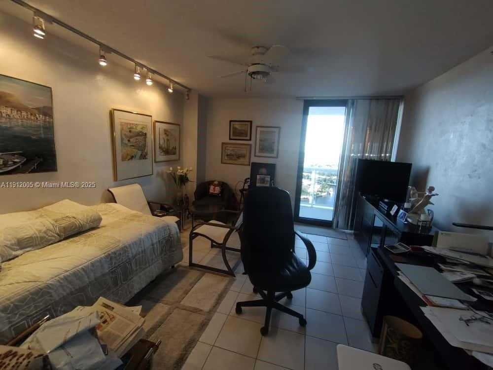 Small Image of 20515 EAST COUNTRY CLUB DR #2047, Aventura Number 7