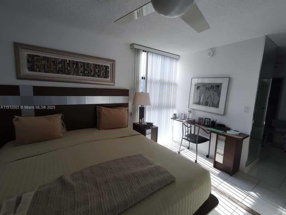 Small Image of 20515 EAST COUNTRY CLUB DR #2047, Aventura Number 8