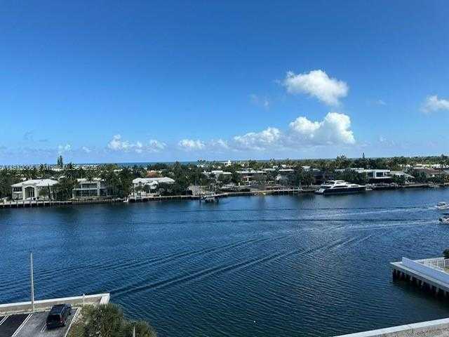 Small Image of 20515 EAST COUNTRY CLUB DR #747, Aventura Number 1