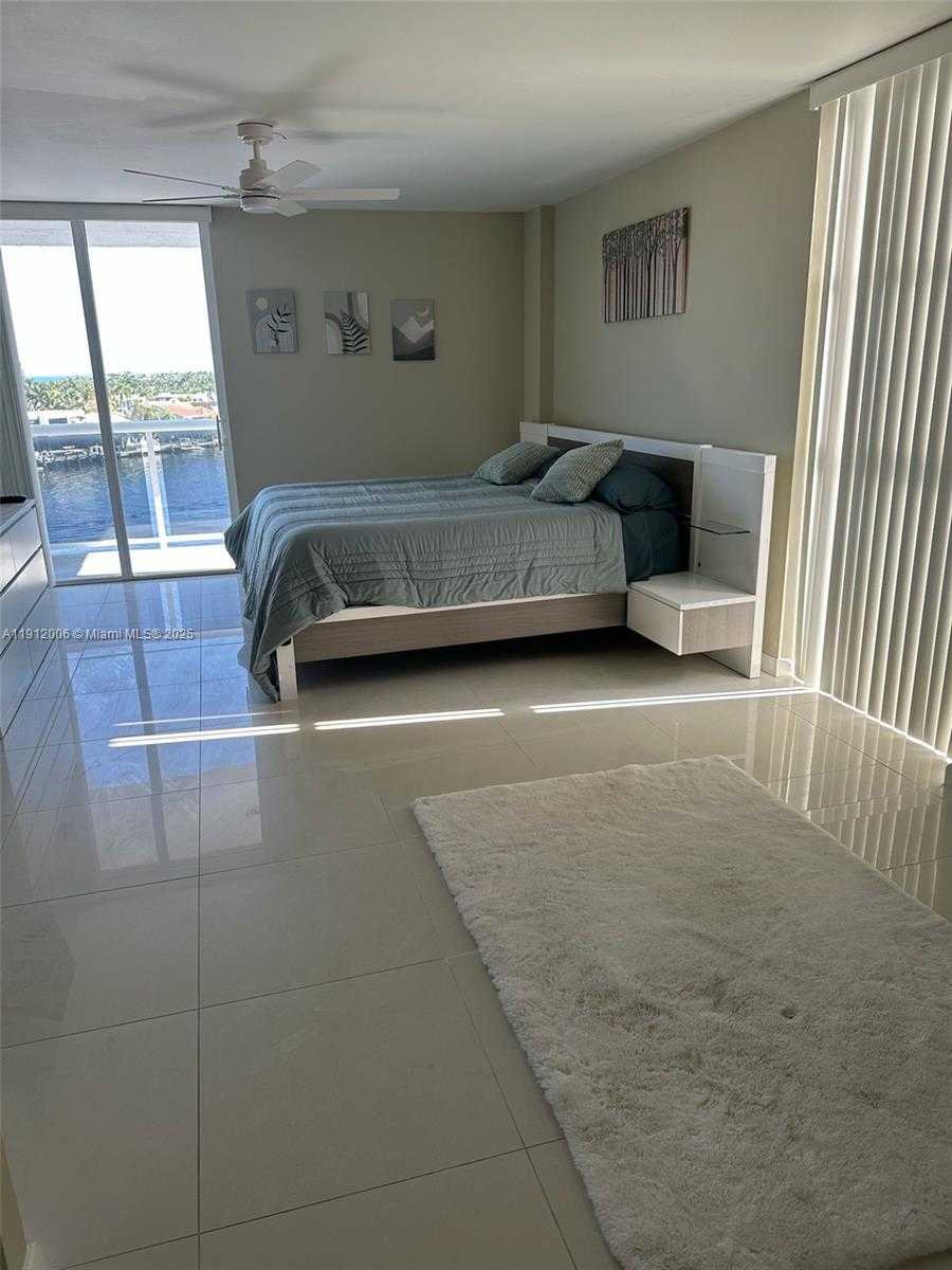 Small Image of 20515 EAST COUNTRY CLUB DR #747, Aventura Number 14