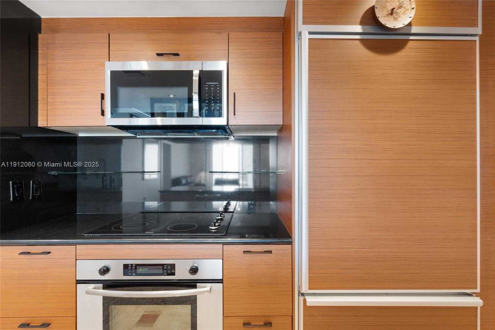 Small Image of 50 BISCAYNE BLVD #4808, Miami Number 12