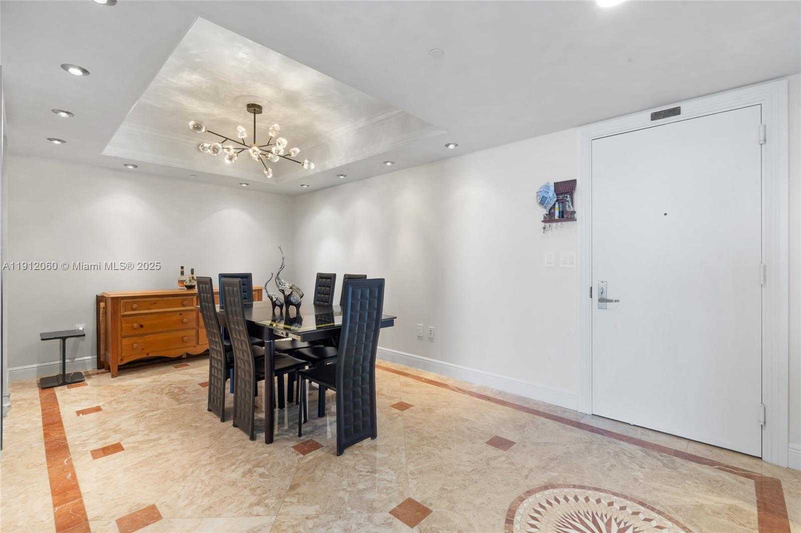 Small Image of 50 BISCAYNE BLVD #4808, Miami Number 3