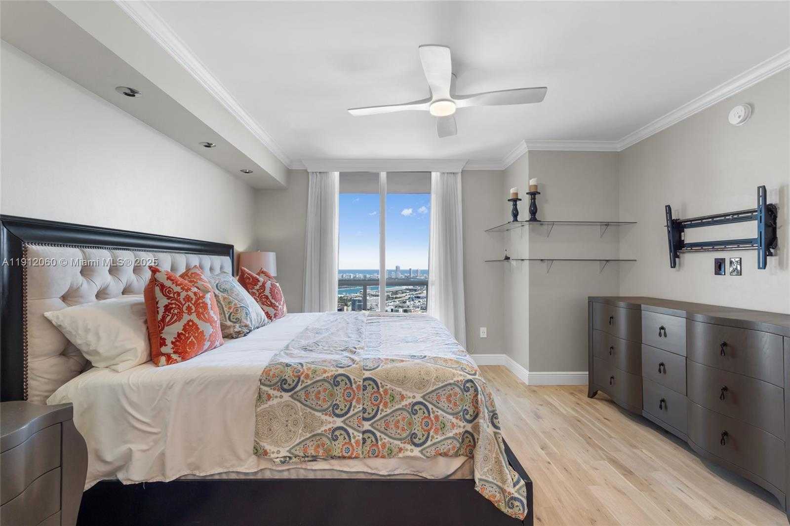 Small Image of 50 BISCAYNE BLVD #4808, Miami Number 32