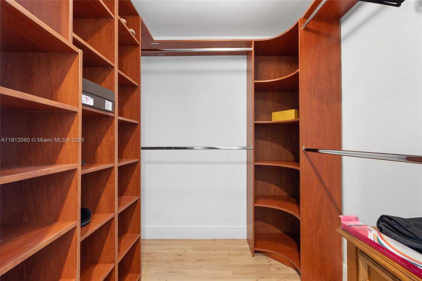 Small Image of 50 BISCAYNE BLVD #4808, Miami Number 34