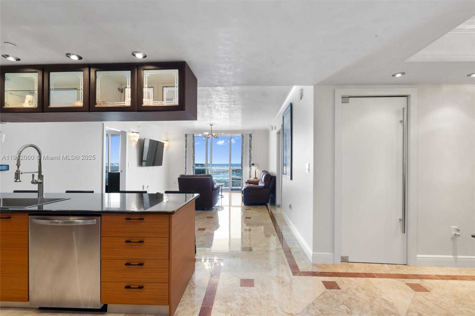Small Image of 50 BISCAYNE BLVD #4808, Miami Number 5