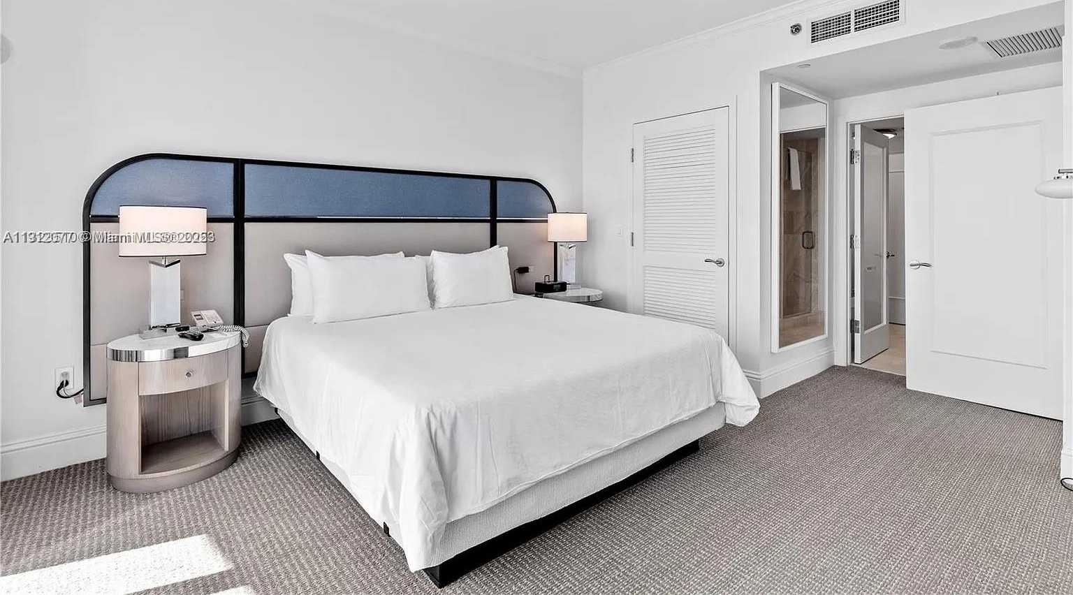 Small Image of 4401 COLLINS AVE #1604, Miami Beach Number 5