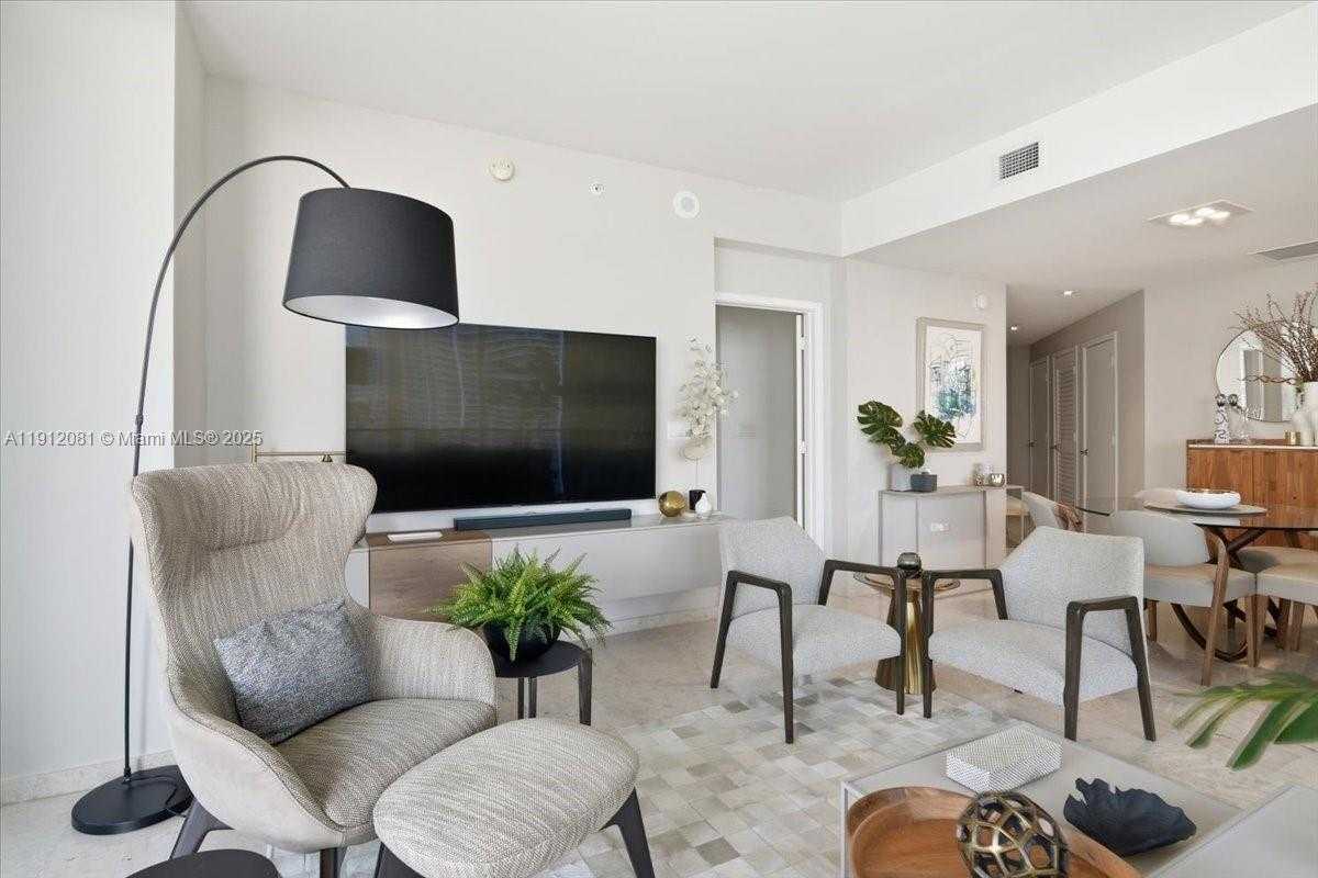 Small Image of 88 SOUTH WEST 7TH ST #1111, Miami Number 15