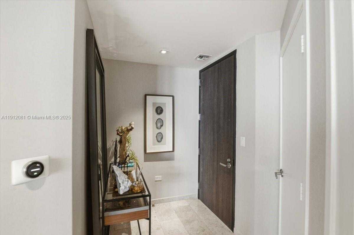 Small Image of 88 SOUTH WEST 7TH ST #1111, Miami Number 2