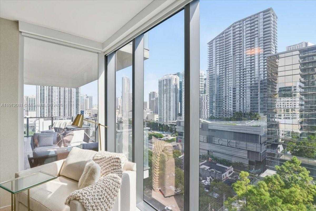 Small Image of 88 SOUTH WEST 7TH ST #1111, Miami Number 34