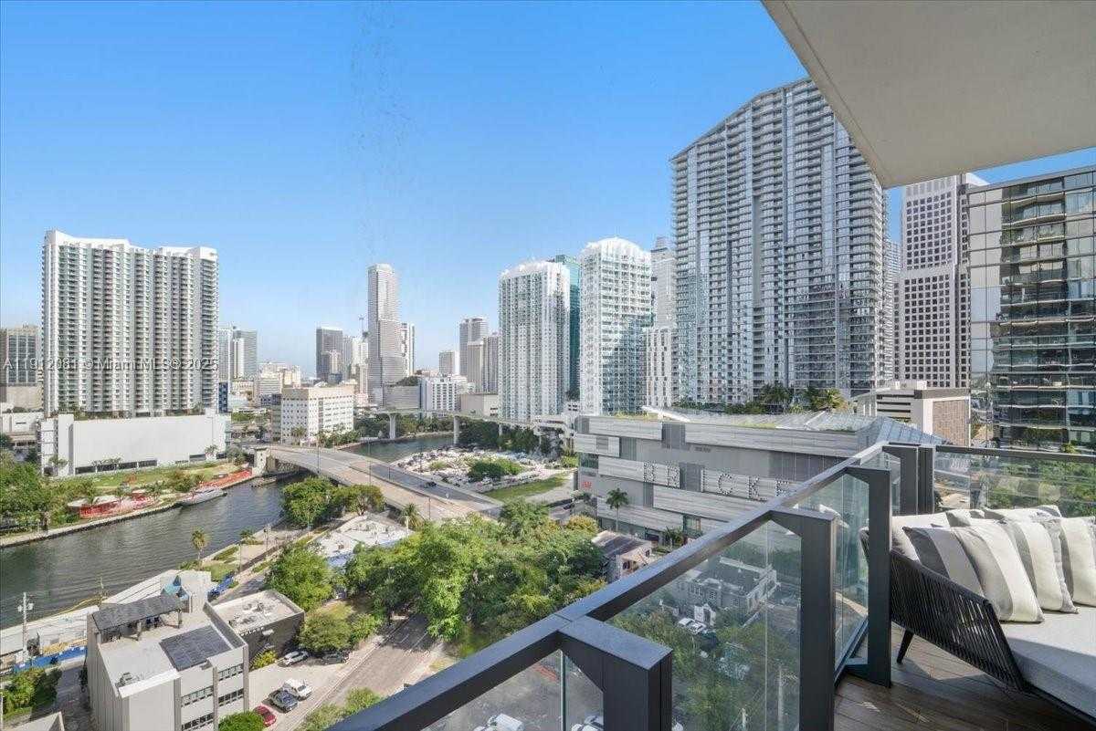 Small Image of 88 SOUTH WEST 7TH ST #1111, Miami Number 41