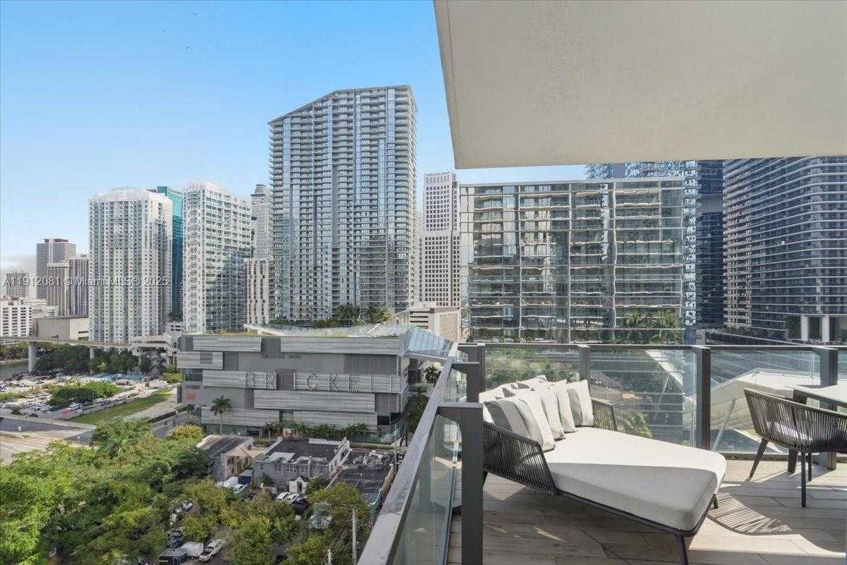 Small Image of 88 SOUTH WEST 7TH ST #1111, Miami Number 42