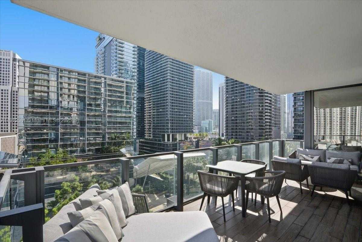 Small Image of 88 SOUTH WEST 7TH ST #1111, Miami Number 43