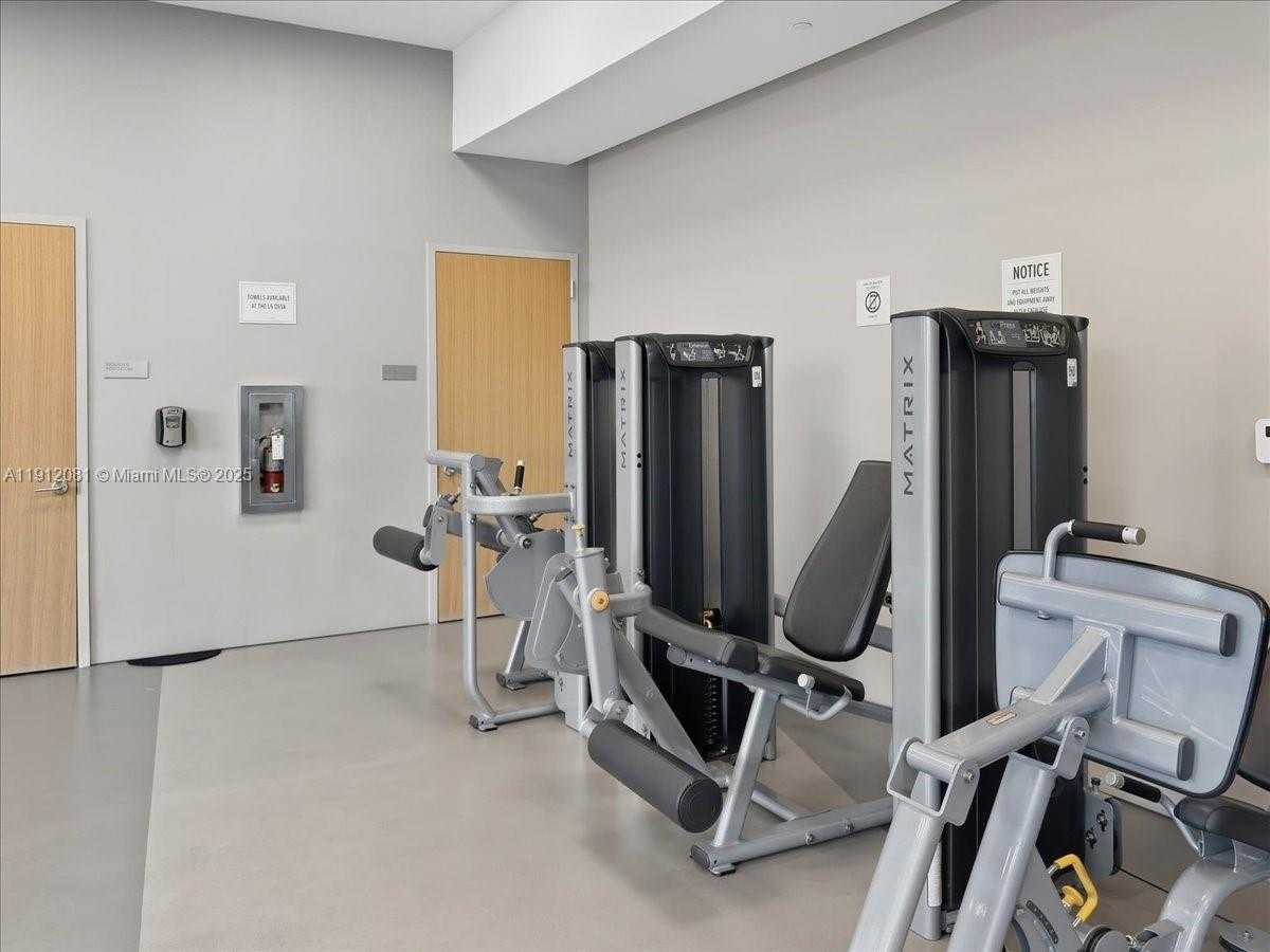 Small Image of 88 SOUTH WEST 7TH ST #1111, Miami Number 50