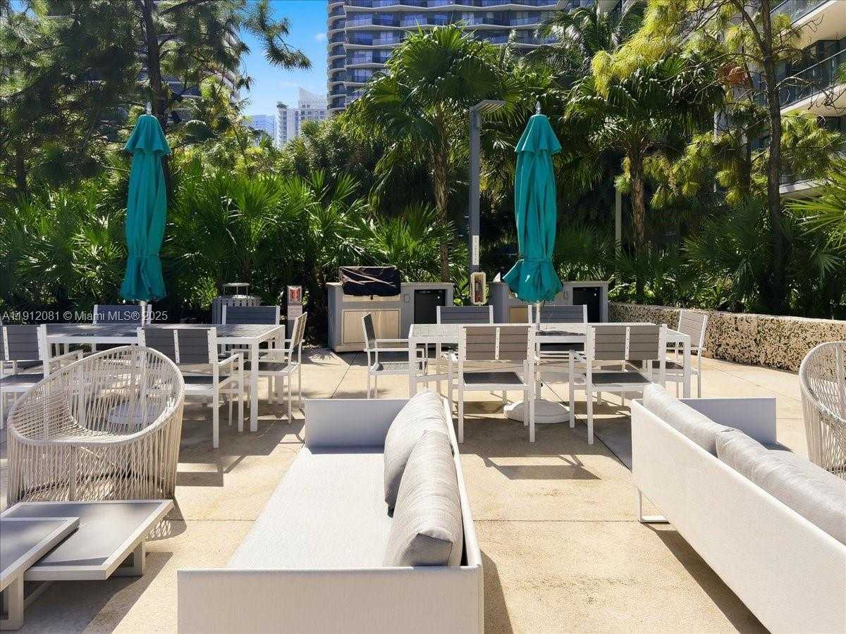 Small Image of 88 SOUTH WEST 7TH ST #1111, Miami Number 54