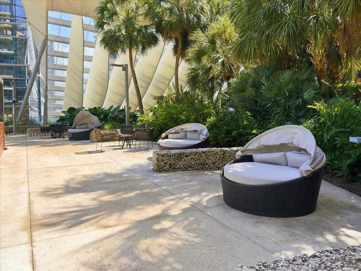 Small Image of 88 SOUTH WEST 7TH ST #1111, Miami Number 58