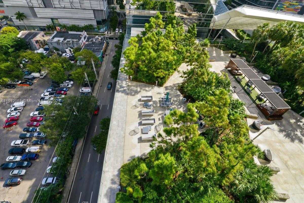 Small Image of 88 SOUTH WEST 7TH ST #1111, Miami Number 67