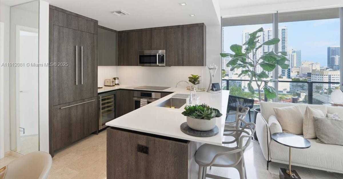 Small Image of 88 SOUTH WEST 7TH ST #1111, Miami Number 7