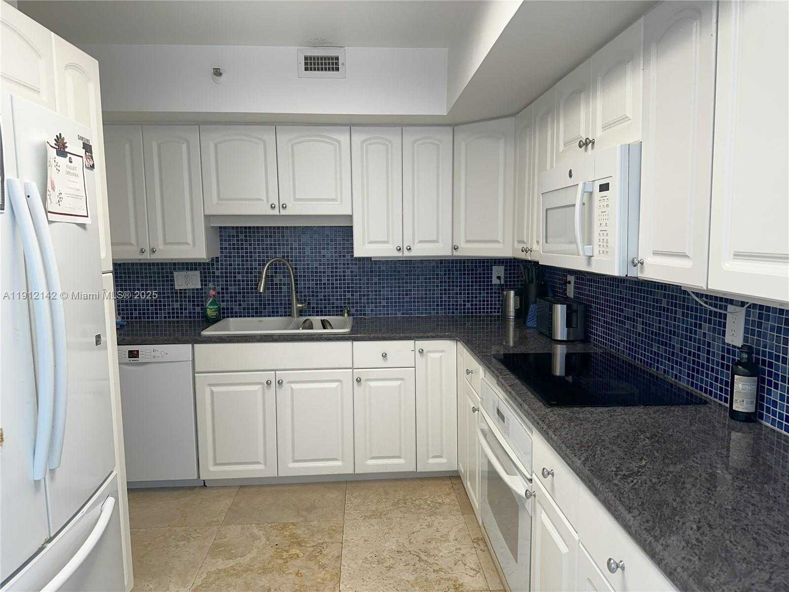 Small Image of 1541 BRICKELL AVE #C608, Miami Number 28