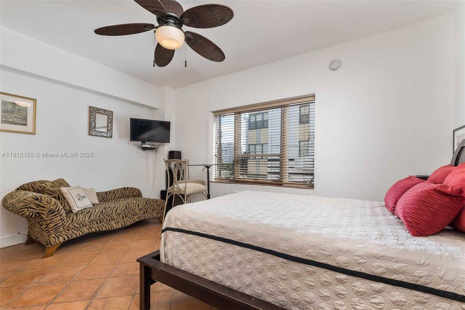 Small Image of 255 WEST 24TH ST #208, Miami Beach Number 11