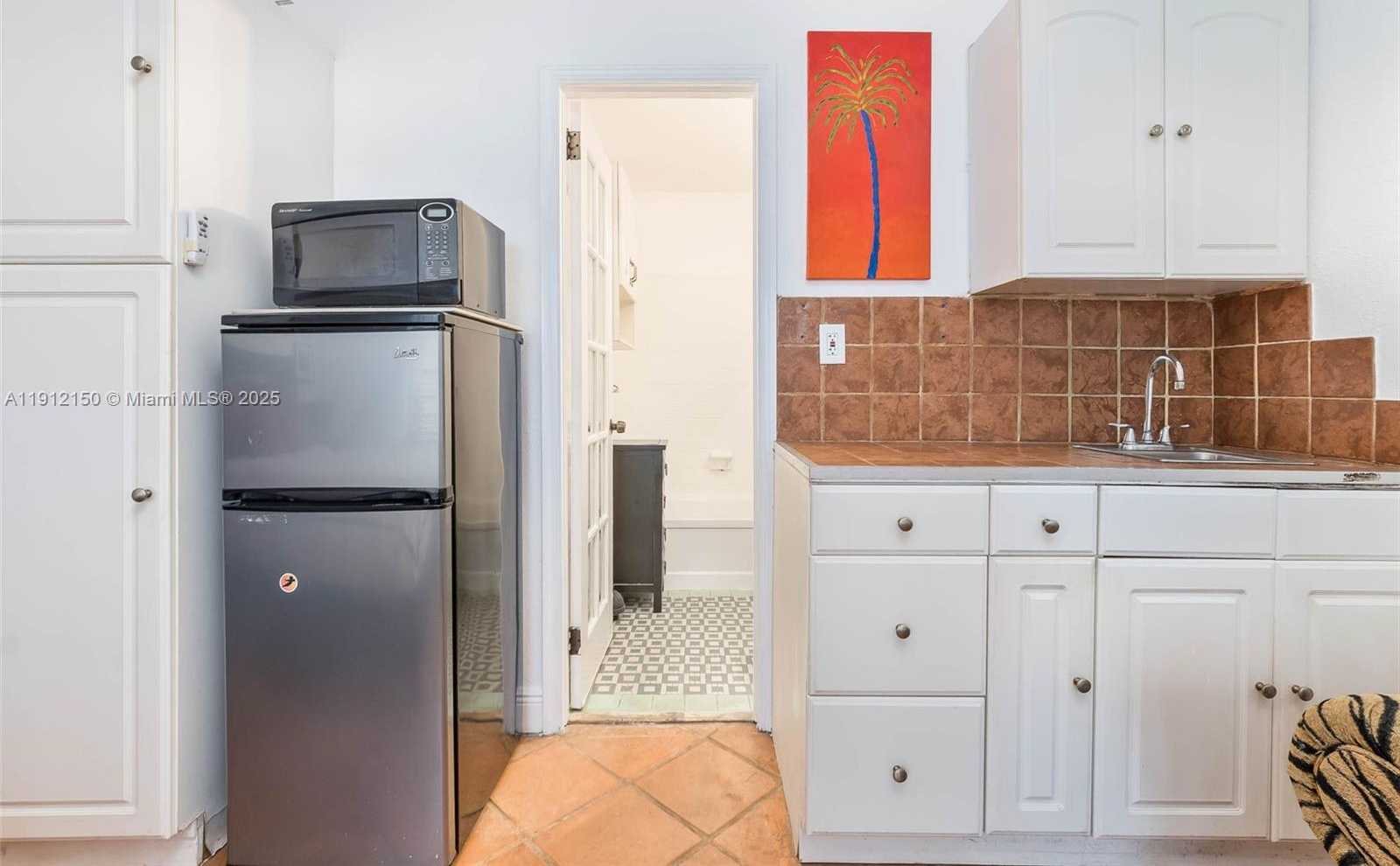 Small Image of 255 WEST 24TH ST #208, Miami Beach Number 15