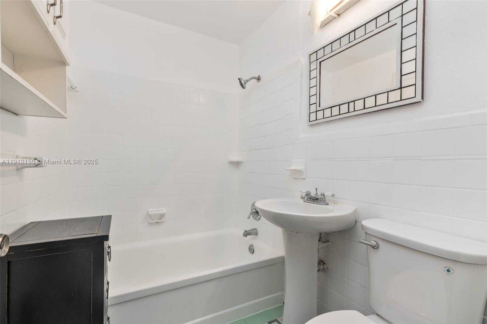 Small Image of 255 WEST 24TH ST #208, Miami Beach Number 16